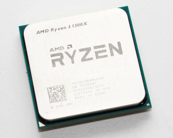 AMD Ryzen 3 1300Х AMD Ryzen 3 1300Х